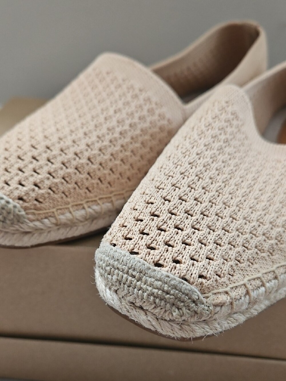 Cole Haan Beige Knit Espadrille Flats, 7.5M - Picture 2 of 9